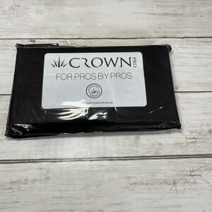 Crown Brush - 6 Piece Makeup Brush Set - New